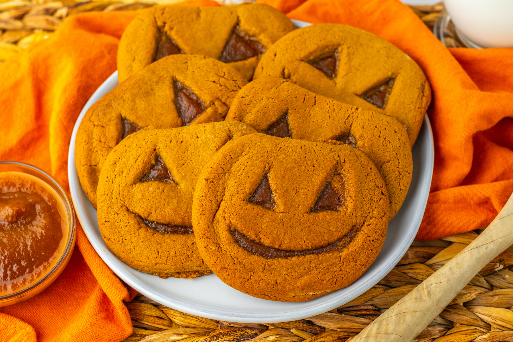 38 Fun Halloween Snacks for a Spooky October