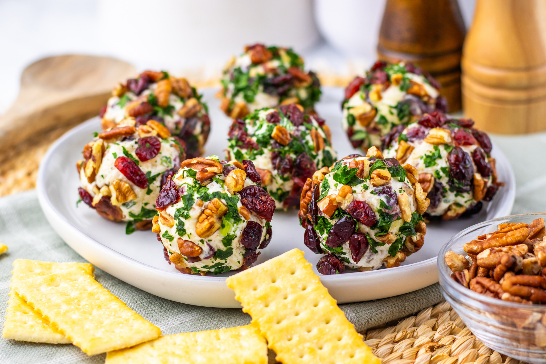 40 Fall Snacks Perfect for Everything From Game Day to Thanksgiving